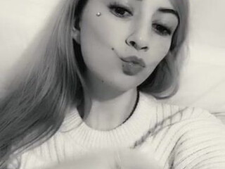 Pastelwife onlyfans Sexy wench jerks off her wet pink hole with a 2022