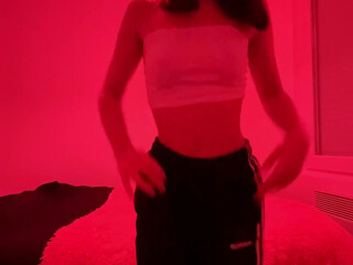 NacreVictoire onlyfans Solid curva gently squeezes wet pink hole