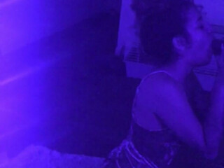 peachyriya onlyfans beauty masturbates clit with wet fingers