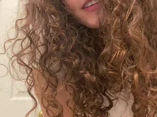 LauraMariexoxo onlyfans Babeface show 18 year old girl