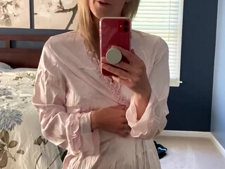 Miss Fit Kiki aka kiki213 onlyfans Appetizing mare pulls wet pink hole 2022