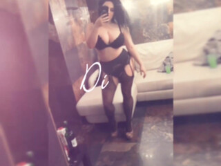 Anna Sivona aka annasivona onlyfans Naked babe demonstrates chocolate body