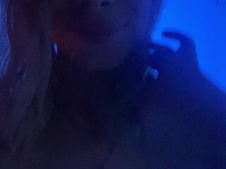 Angel???? Diary aka angeldiaries onlyfans Crazy chick turns a huge ass