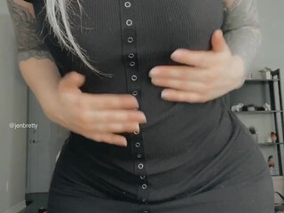 JEN BREETY onlyfans Hot redhead slut plays with her wet pink hole