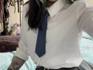 Hexx_girl onlyfans lying on a white sofa and masturbating