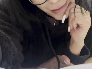 Anna Beggion aka Annabgo onlyfans Juicy ass in pantyhose