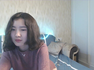 kikicola_ onlyfans Hot babe masturbates with sex toy