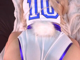 Lee onlyfans Beautiful woman jerks off wet pink hole