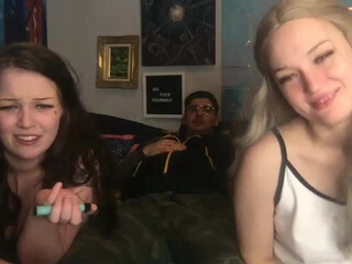 theyroyalhighnesses chaturbate hardcore online cam sex with scrawny girl