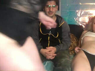 theyroyalhighnesses chaturbate Gorgeous teen showing off natural boobs