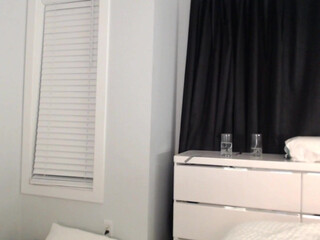 salinaskylar chaturbate Hot blonde girl masturbates cunt