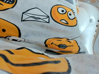 kiradivine chaturbate Big ass whore gets fucked by a drilling machine