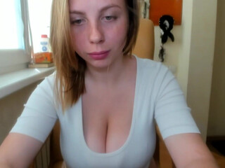 insatiable_devil chaturbate Gorgeous bitches caress intimate places