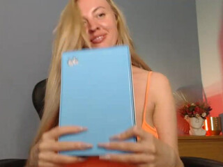 Sigalacon chaturbate Glamorous woman caresses juicy holes