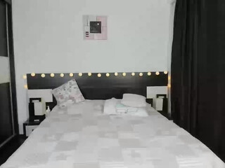 Busty_Ema chaturbate Sexy mare caresses hairy cunt