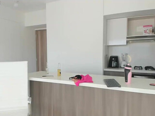 swt_molly chaturbate Juicy slut gently masturbates cunt