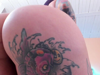 nuryforerogh chaturbate Busty teen fucking wet pink hole with fingers