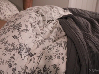 Tati Evan onlyfans Shy babe fucks her cunt with a sex toy