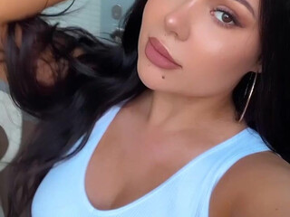 bblloollaa onlyfans Crazy scrawny mfc whore fucks with a sex toy