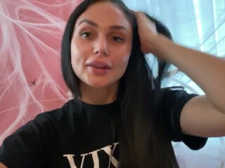 Arianamarie onlyfans Babyface girl masturbates