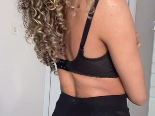 teenyaaliyah onlyfans ass flashes