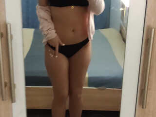 MyDearPolly onlyfans Petite teen with paid chaturbate