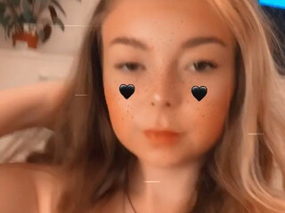 Emily Mills onlyfans 13/12/2021 webcam video from CAM4