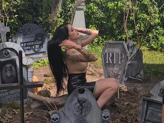 miss_marilyn onlyfans huge sexy oil tits