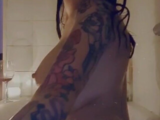 miss_marilyn onlyfans Busty doll dancing striptease