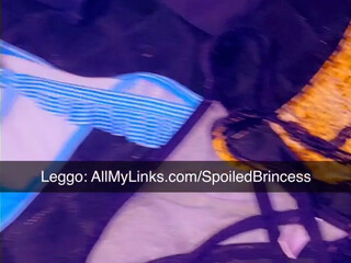 spoiledbrincesstwerks onlyfans Busty wench pulls wet pink hole