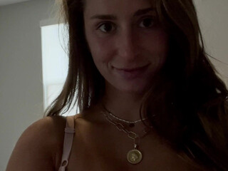 splatxo onlyfans My First sex toy cum show