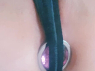 perwoopar onlyfans Hot brunette masturbates