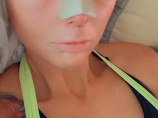 nicolebrooks000 onlyfans cam milf fucks bbc toy