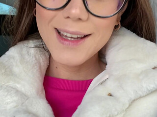 littlecaprice onlyfans Sexy chick demonstrates nude body