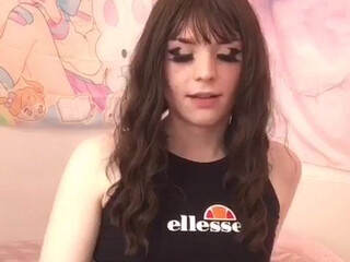 ickypeach onlyfans Young Bitch sucks and fucks