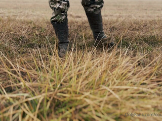 countrychristina onlyfans Charming female fingering anus girlfriend