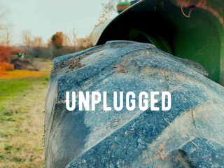 countrychristina onlyfans 15/12/2021 webcam video from Bongacams