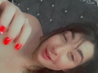 amateuraussie onlyfans bitch with big tits rides vagina toy
