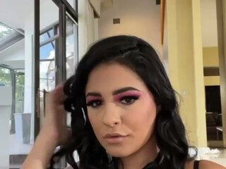 Serena Santos aka msserenasantos onlyfans Wanna play with my wet pink hole