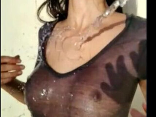 Eden Cohen aka edencohen onlyfans Gorgeous bitch shows small tits