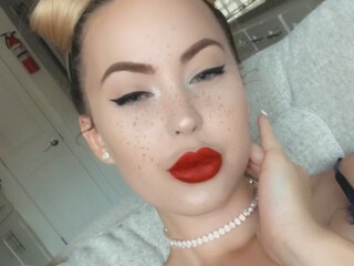 GODDESS KAYA aka goddesskayavip onlyfans Sweet doll fingering wet pink hole