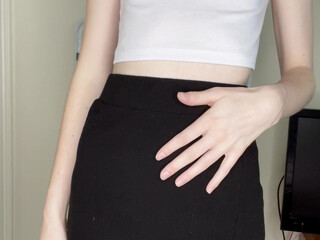 glitterbabyemily onlyfans Sexy model takes off her panties