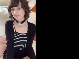 florarodgers onlyfans pissing a little leaning on the back of the chair