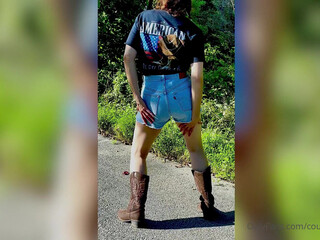 countrychristina onlyfans Horny Mom Fucks BBC Toy