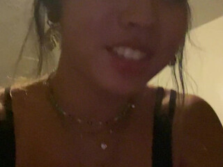 Alaska aka alaskafornia onlyfans Blonde passion fingering both holes