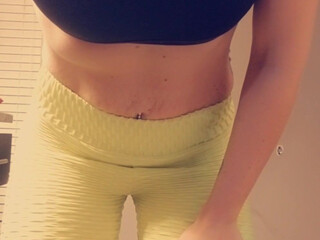 nicolebrooks000 onlyfans Busty kitty sucking penis