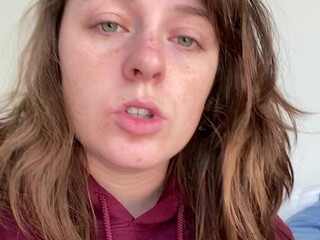 freckledspirit onlyfans Redhead scrawny Model Enjoys A Vibrator