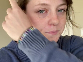 freckledspirit onlyfans Shy slut with a nice ass fucks wet pink hole