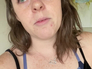 freckledspirit onlyfans amazing games with little cam beauty