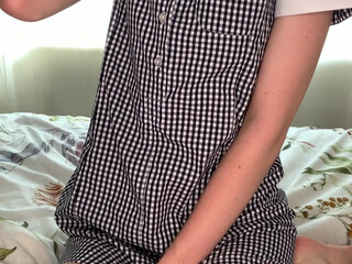 glitterbabyemily onlyfans Charming bitch caresses shaved cunt